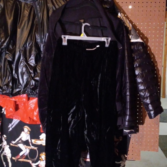 Couture - Picture 3 of 5